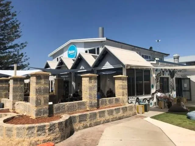 Sistas Burns Beach Cafe & Restaurant
