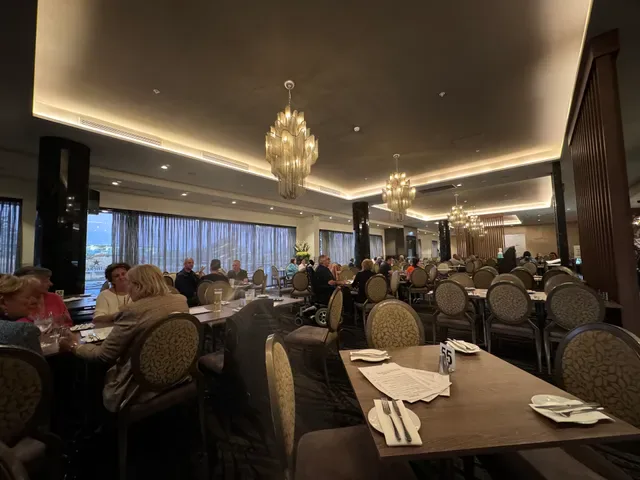 Tassels Place Bar and Bistro