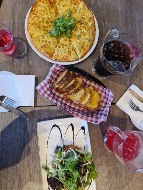 Tassels Place Bar and Bistro