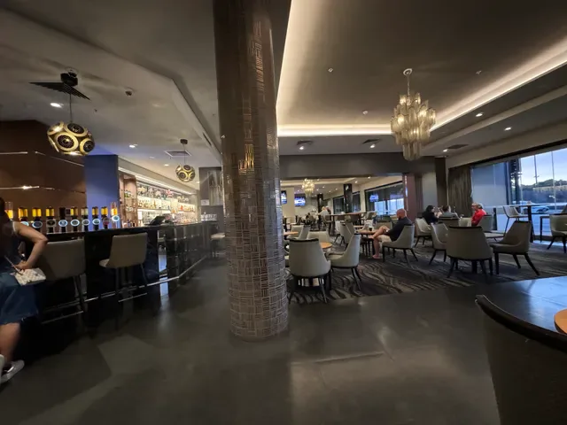Tassels Place Bar and Bistro