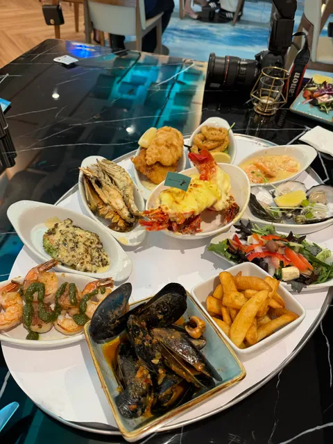 The Cray Seafood & Grill Restaurant Innaloo