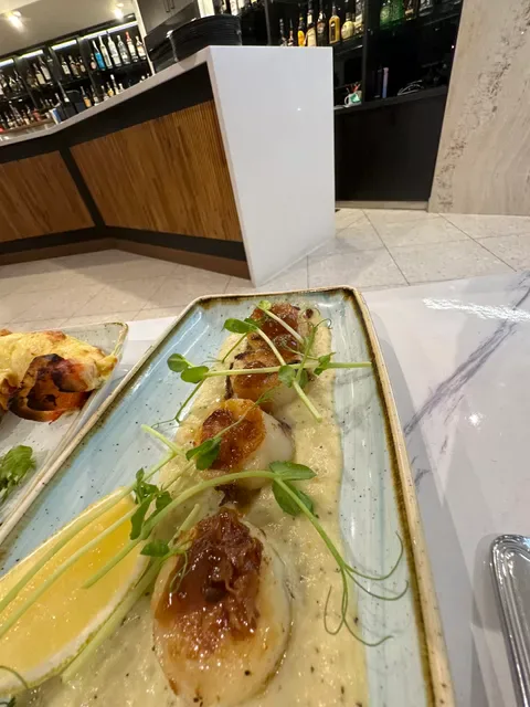 The Cray Seafood & Grill Restaurant Innaloo
