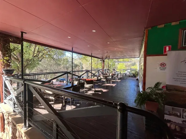 Jarrahdale Tavern & Restaurant