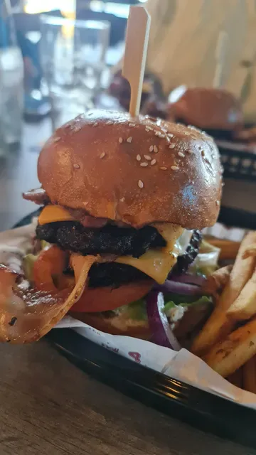 4 Mates Bar & Grill - Jindalee
