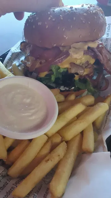 4 Mates Bar & Grill - Jindalee