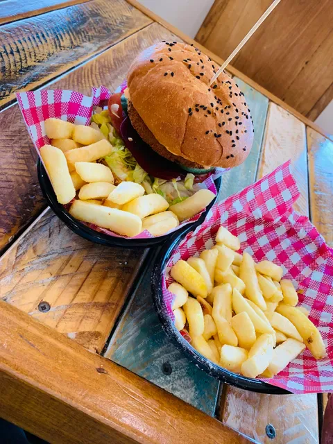 Crispy's Burgers