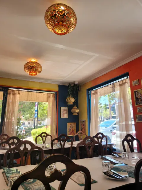Curries @ BLVD