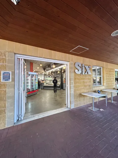 Six Street Cafe
