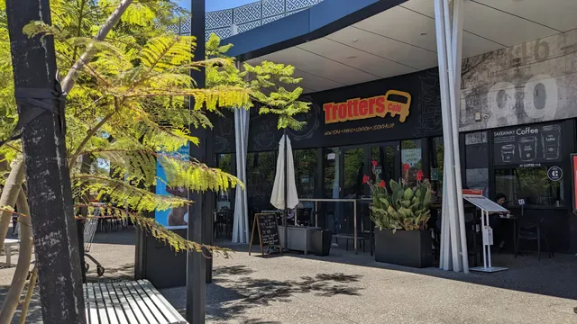 Trotters Cafe
