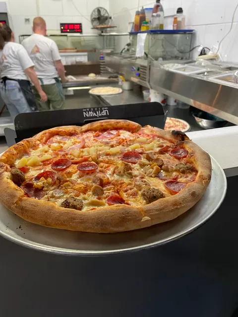 Uptown Pizza