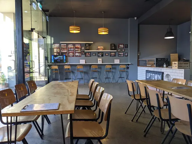 Uptown Pizza