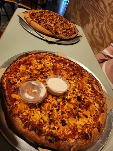 Uptown Pizza