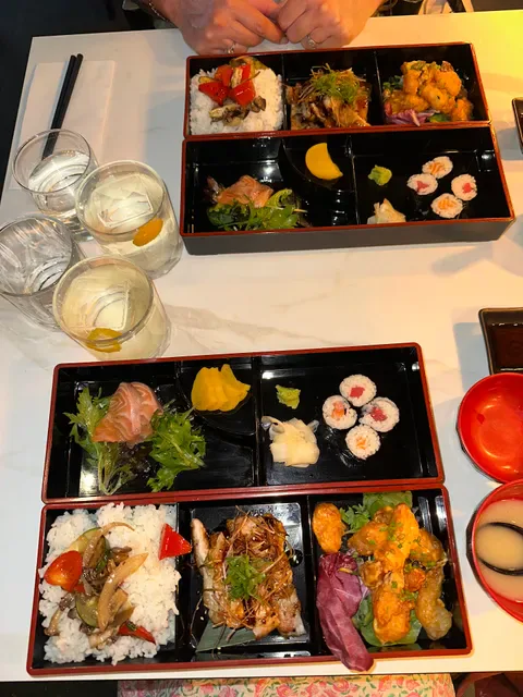 Sushia Izakaya