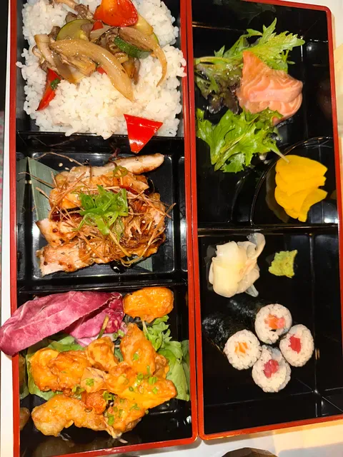 Sushia Izakaya