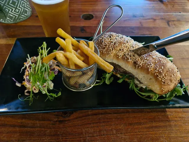 Avocados Bar & Café