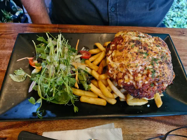 Avocados Bar & Café