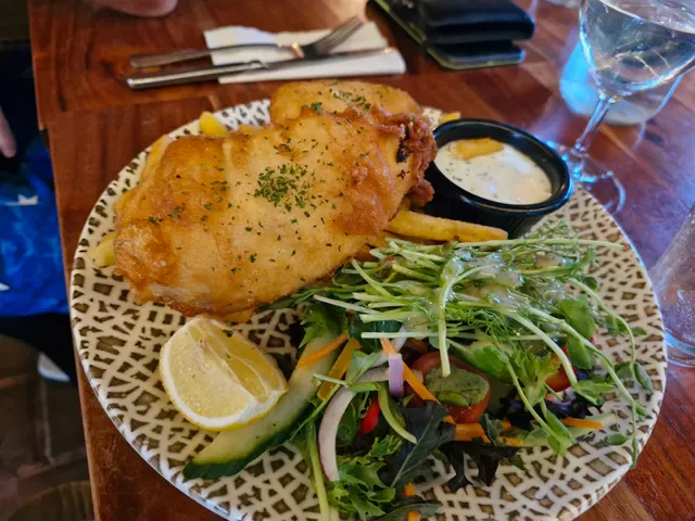 Avocados Bar & Café
