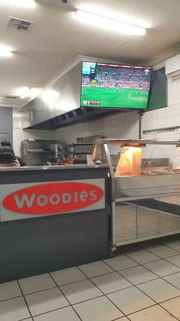Woodies Charcoal Chicken