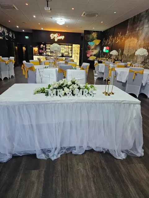 Indian Twist Restaurant & Banquet Hall Perth