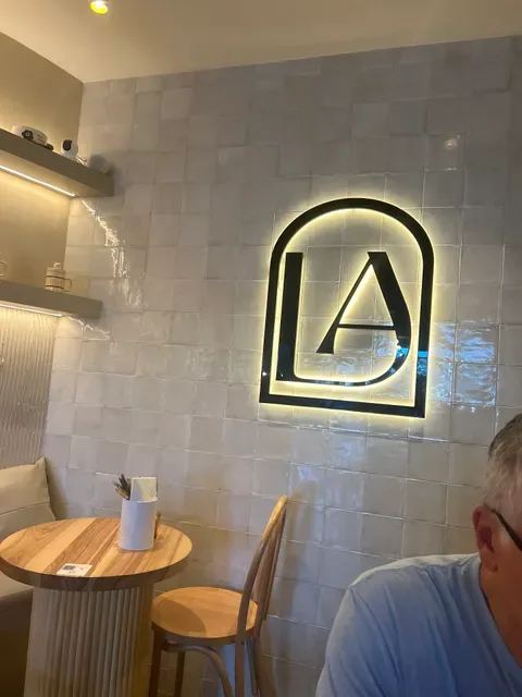 Cafe L.A