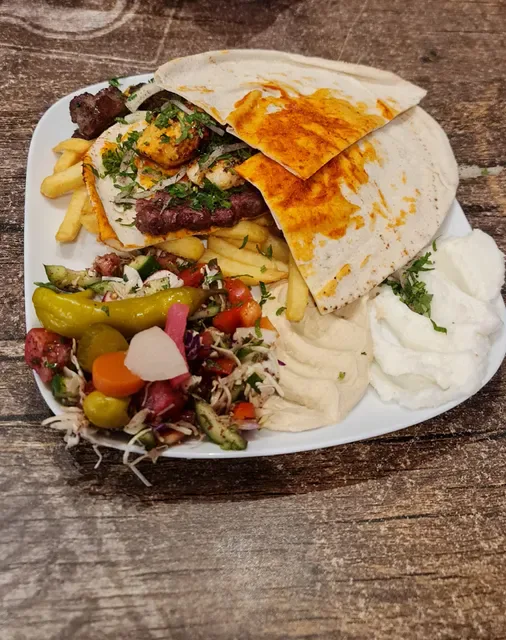 Shesh Besh Restaurant & Cafe
