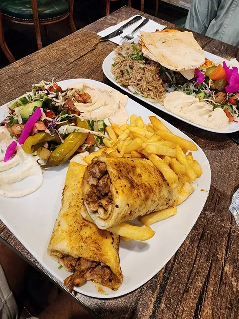 Shesh Besh Restaurant & Cafe