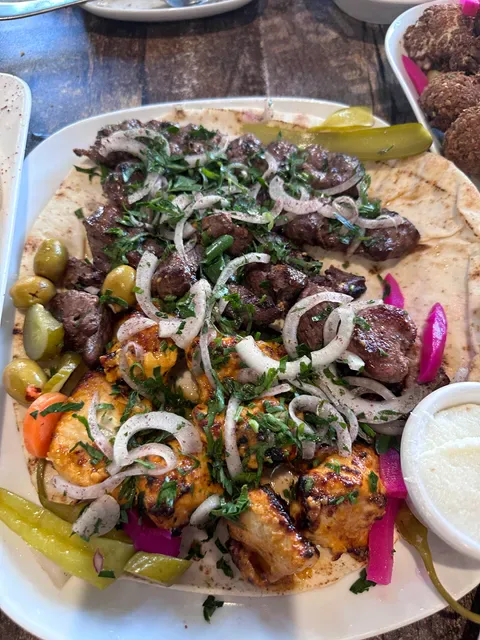 Shesh Besh Restaurant & Cafe
