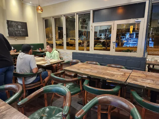 Shesh Besh Restaurant & Cafe