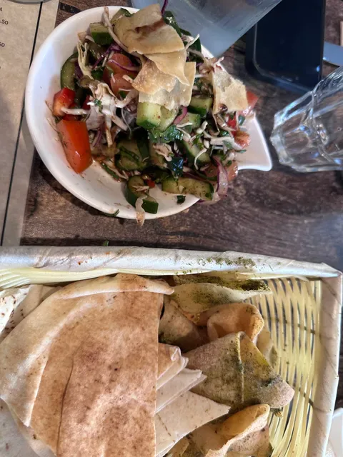 Shesh Besh Restaurant & Cafe