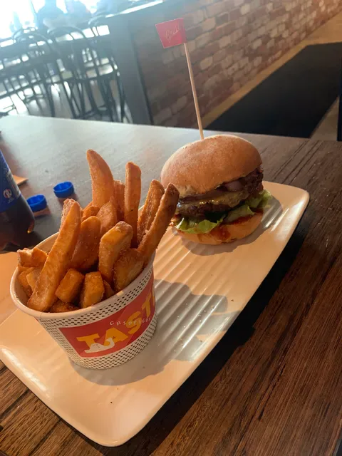 Grill'd Burgers - Kingsway