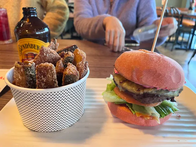 Grill'd Burgers - Kingsway