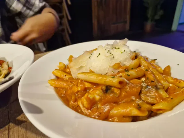 Rifos - Cafe | Restaurant | Pizzeria