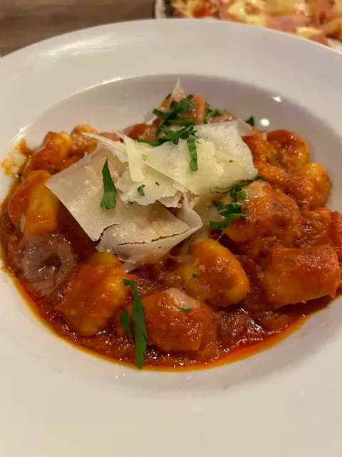 Rifos - Cafe | Restaurant | Pizzeria