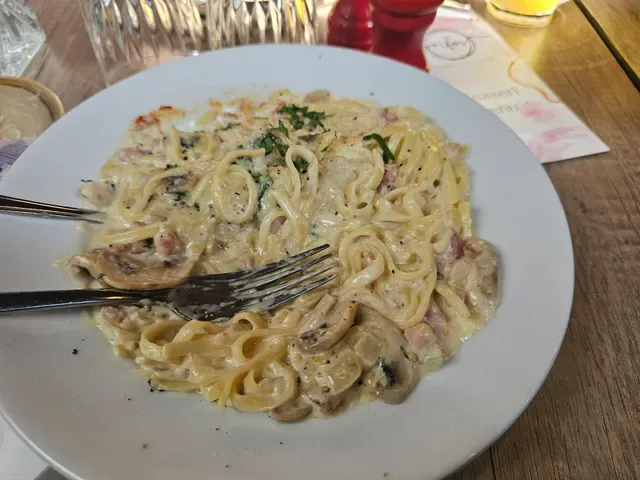 Rifos - Cafe | Restaurant | Pizzeria
