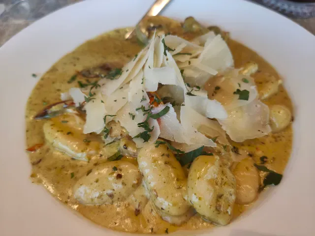 Rifos - Cafe | Restaurant | Pizzeria