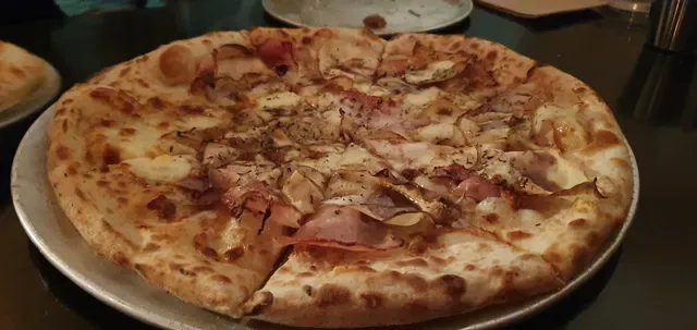 Rossonero Pizzeria