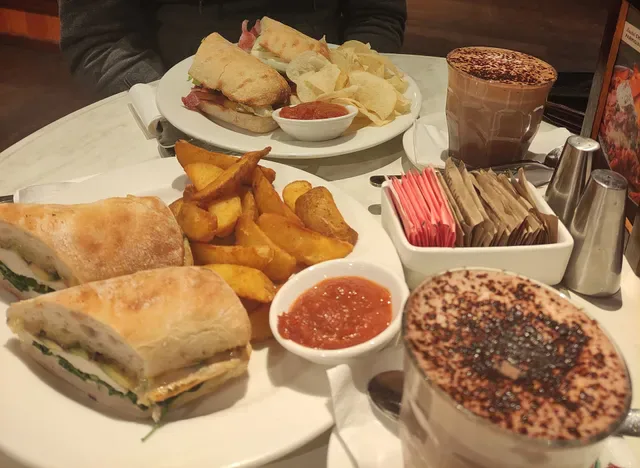 Dôme Café - Midland