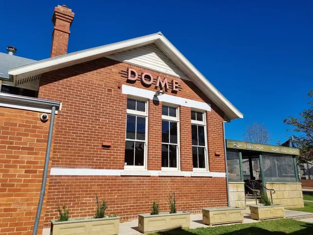 Dôme Café - Midland