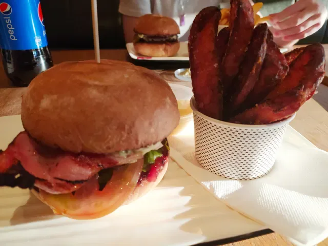 Grill'd Burgers - Midland