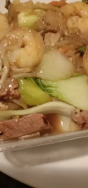 Lai's Sushi and Noodles