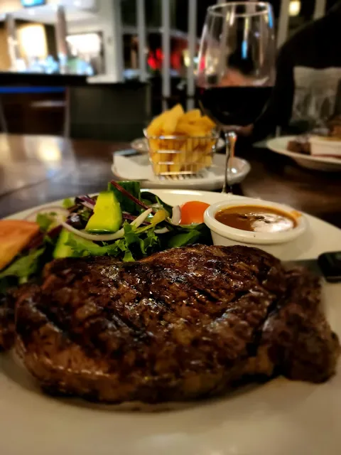 Midland Tavern Bar & Grill