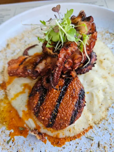 Midland Tavern Bar & Grill