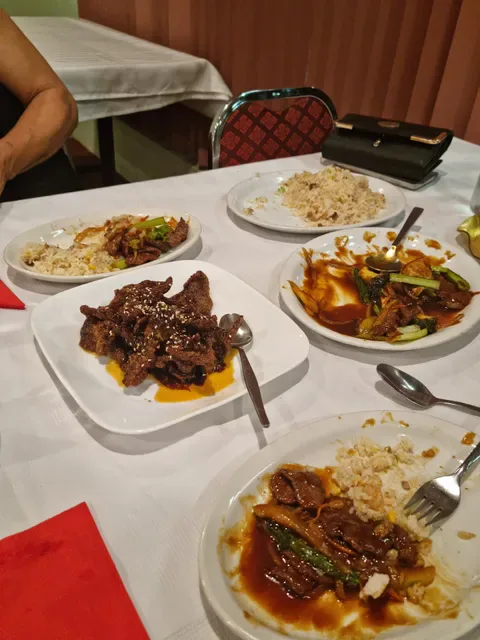 Lucky Chinese Restaurant