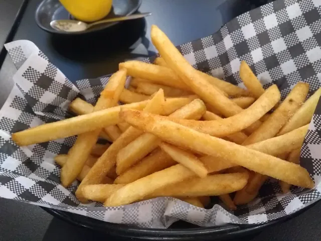 Flame 400 Burger Cafe
