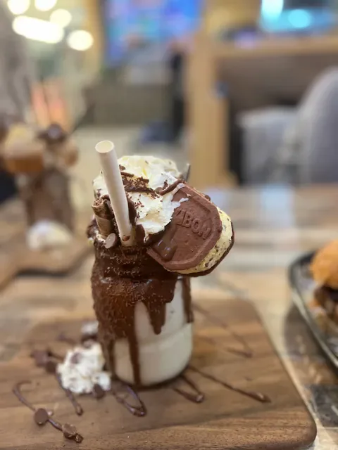 Flame 400 Burger Cafe
