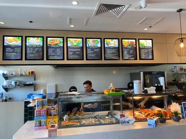 M Vietnamese Rolls