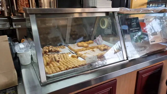 Aladdin's Pizza & Kebabs