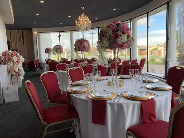 Lal Qila Restaurant