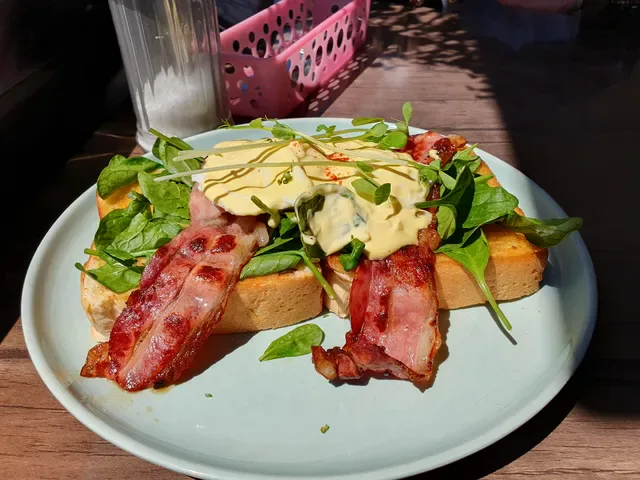 Mulberries Cafe