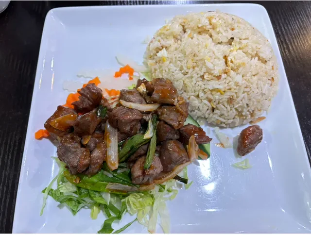Phong Dinh Noodle House